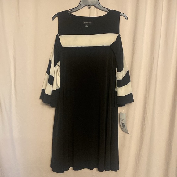 NWT Nina Leonard Cold Shoulder Dress, Size M Color Black/Off-white - Picture 3 of 11
